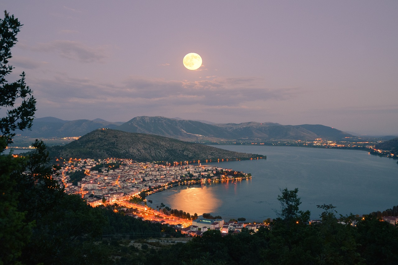 ¿Cuántos Siglos Lleva Existiendo Grecia?