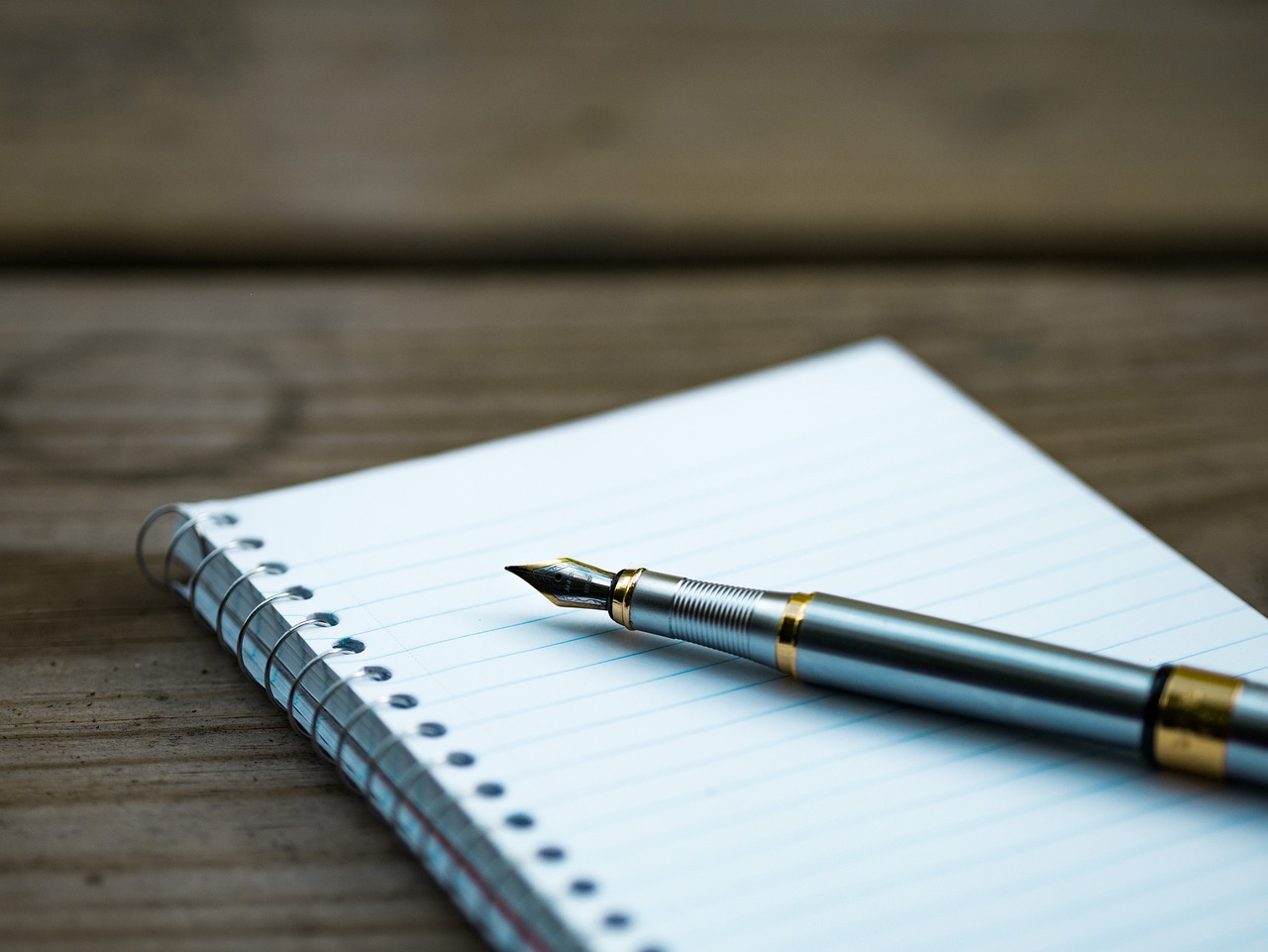 Cómo escribir la Nota La Correctamente