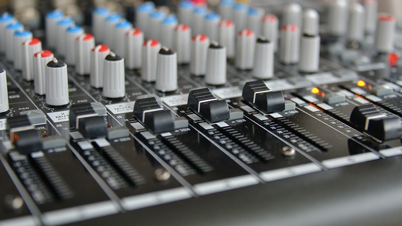 ¿Cómo se mide la intensidad del sonido? Un ejemplo práctico