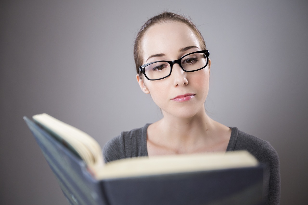 ¿Cómo nos beneficia la lectura?
